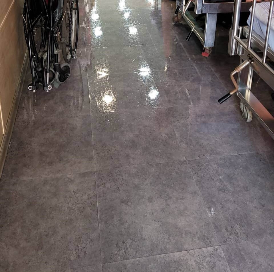 地板打蠟的第2張圖片